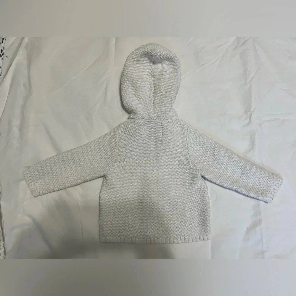 Old Navy Unisex Button-Front Hooded Sweater for Baby (Size 12-18)